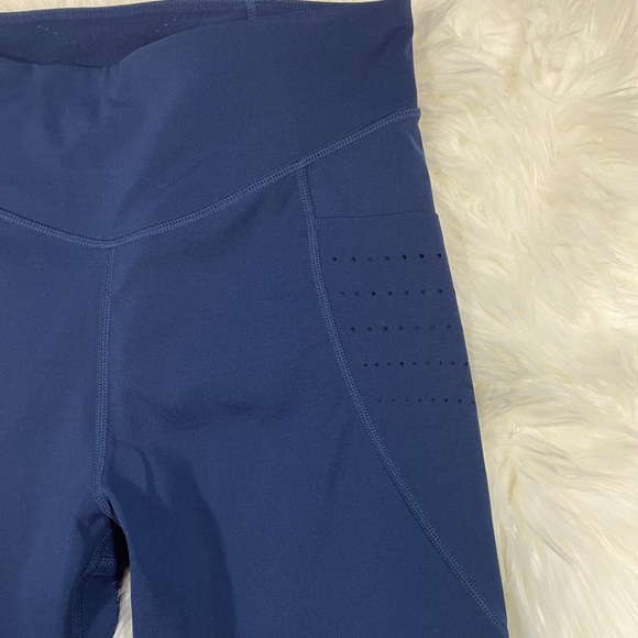 Target Women's Navy High Rise Workout Leggings Size Small - Picture 3 of 6